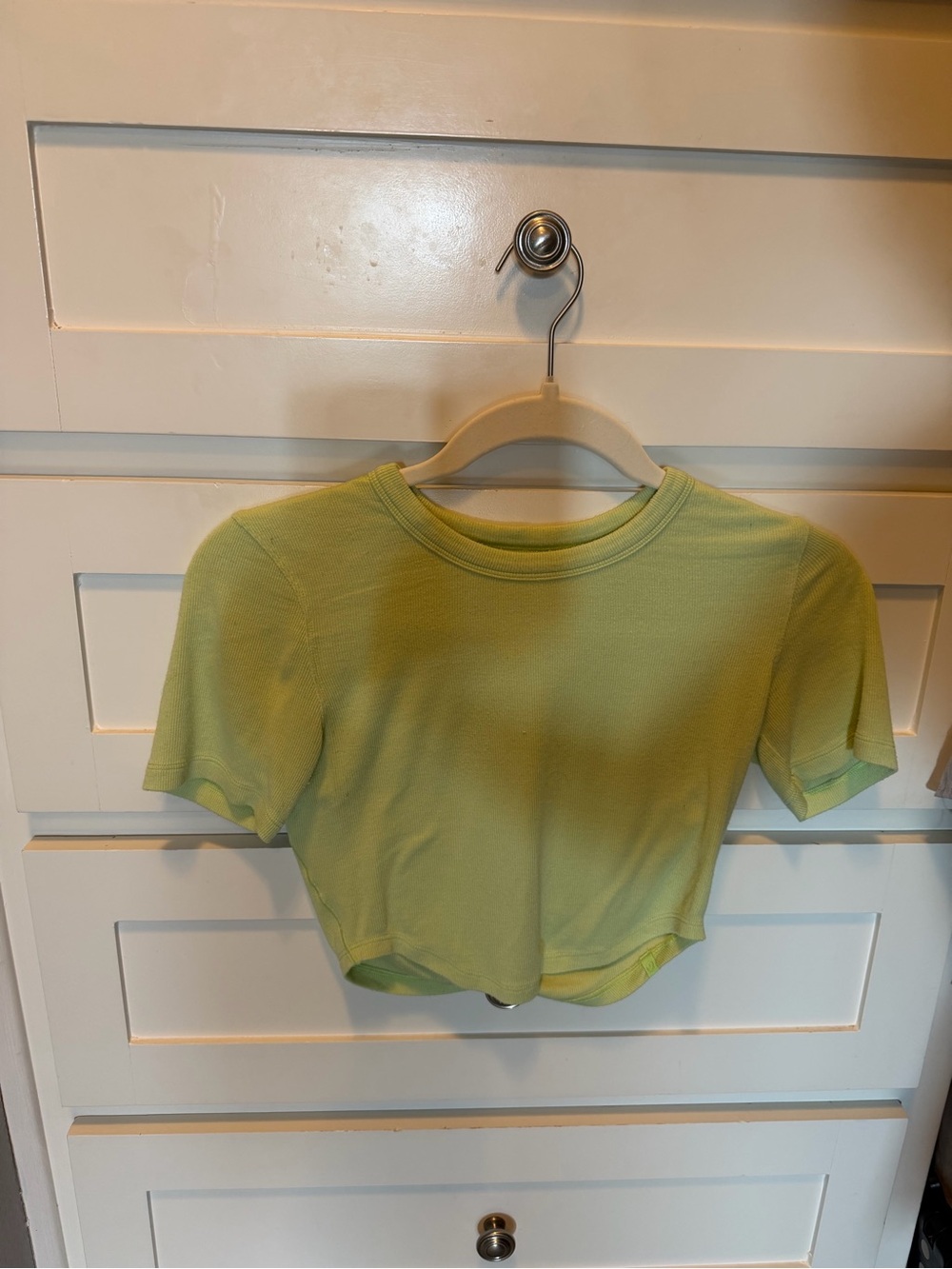 lululemon athletica Short Sleeve Crop Top in Lime Green